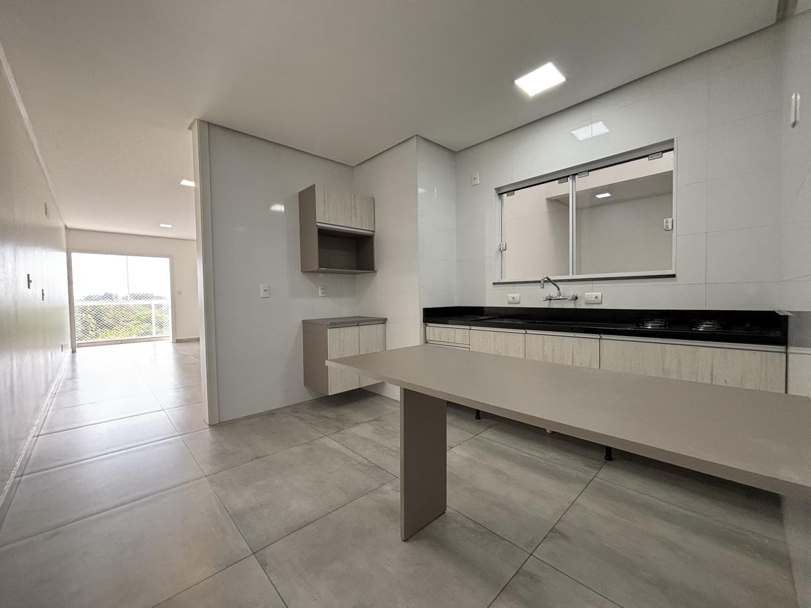 APARTAMENTO COM 2 DORMITÓRIOS (1 SUÍTE), 1 VAGA, 80M² ÁREA TOTAL para locação EM HARMONIA - foto 1