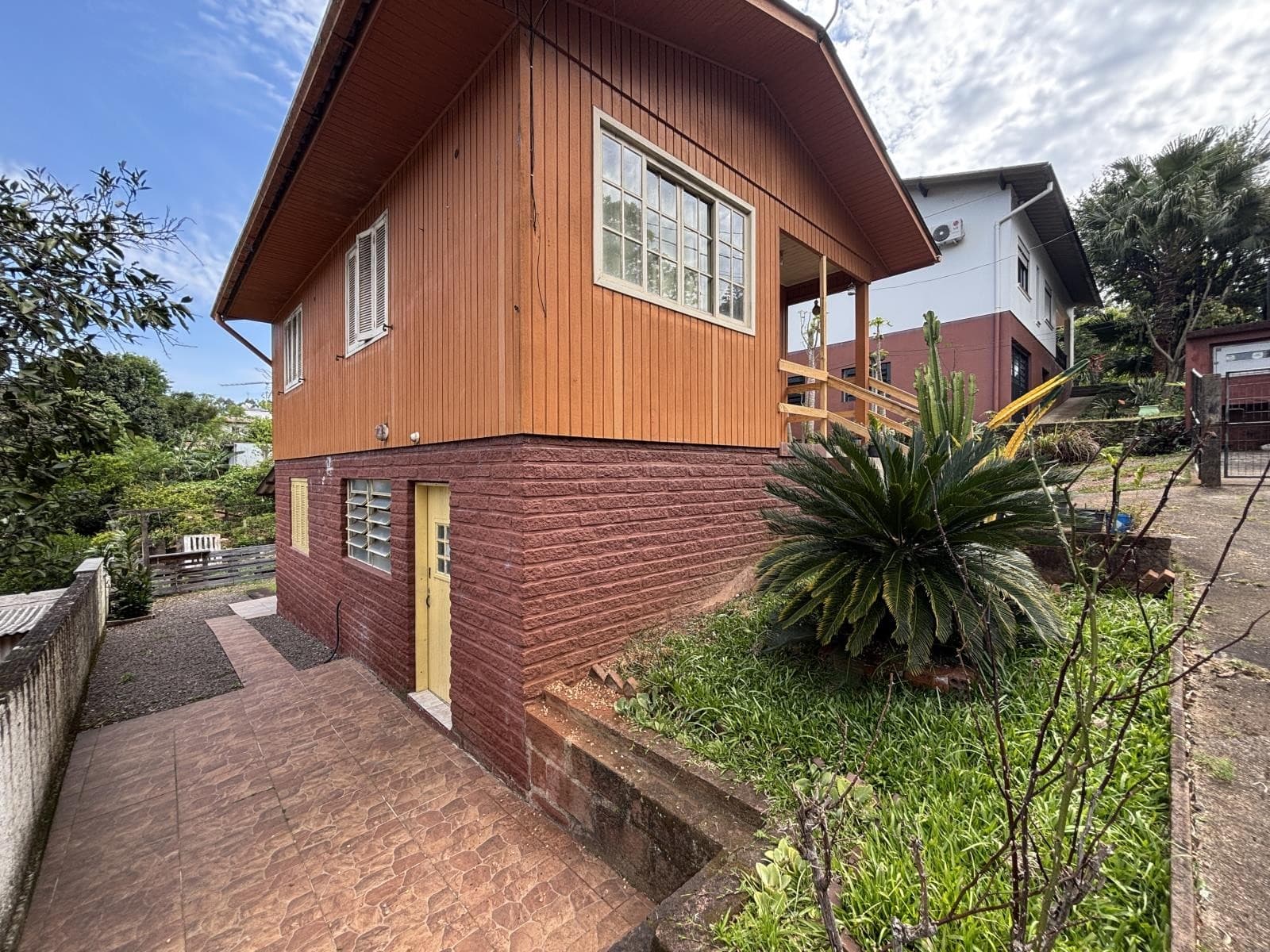 CASA COM 2 DORMITÓRIOS para locação EM SETE DE SETEMBRO - foto 1