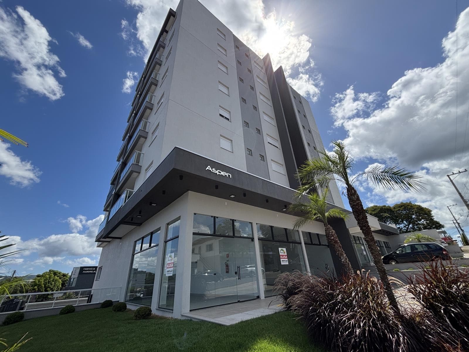 APARTAMENTO COM 2 DORMITÓRIOS (1 SUÍTE), 1 VAGA, 83M² ÁREA TOTAL para locação EM CENTRO - foto 1