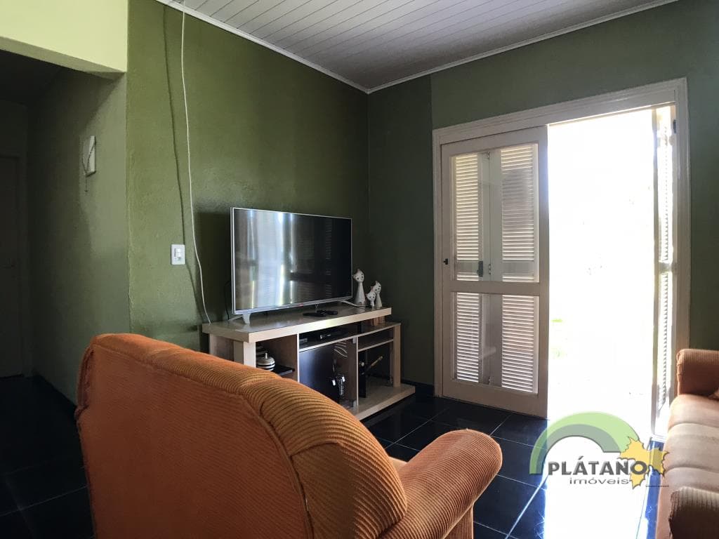CASA COM 2 DORMITÓRIOS, 300M² ÁREA TOTAL À VENDA - Imagem 5