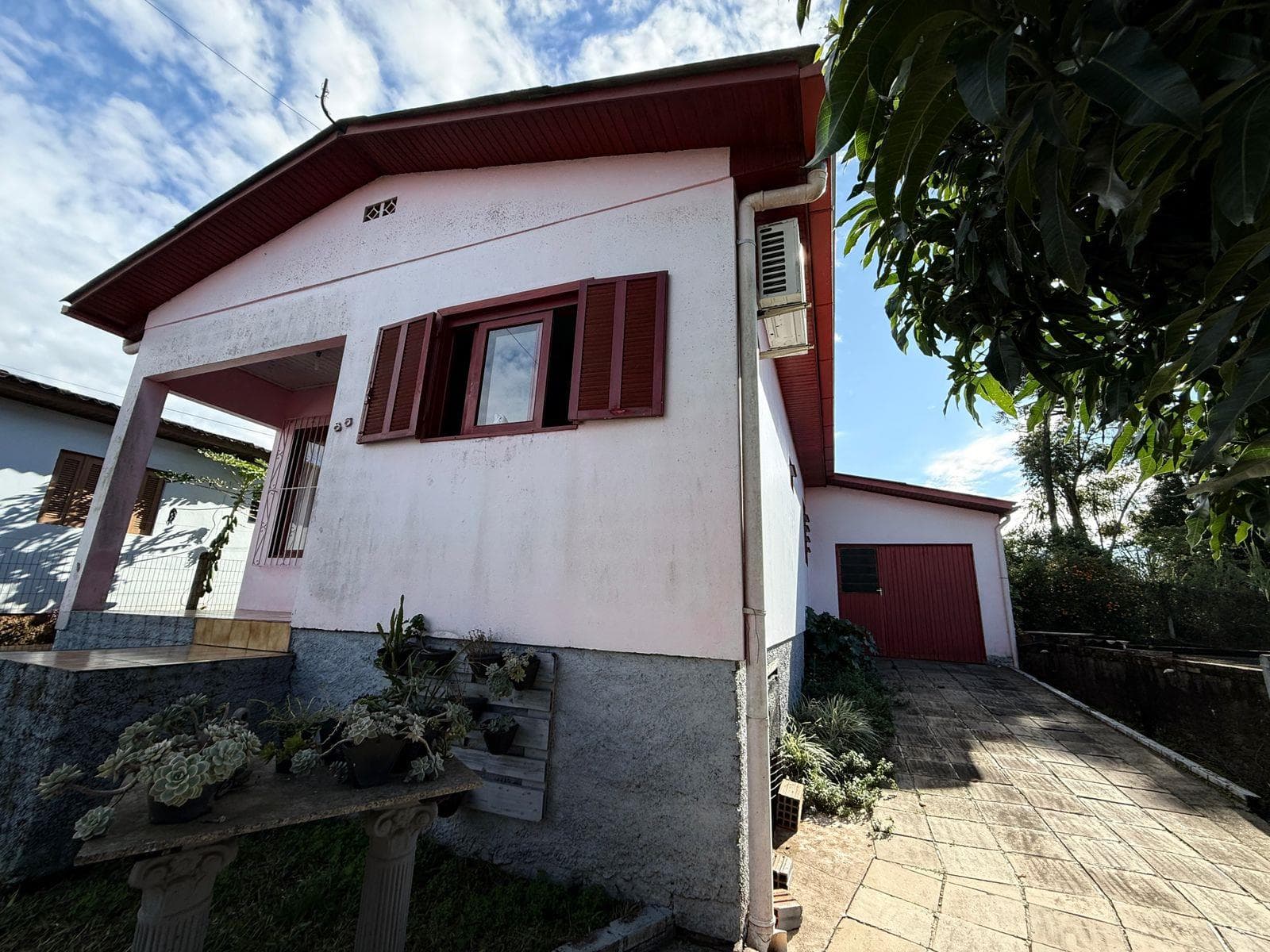 CASA COM 2 DORMITÓRIOS, 1 VAGA, 301M² ÁREA TOTAL À VENDA EM MORADA DO SOL - Imagem 2