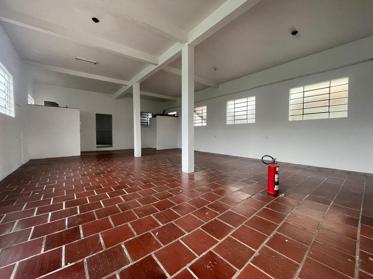 PAVILHÃO / PRÉDIO, 140M² ÁREA PRIVATIVA À LOCAÇÃO EM JARDIM BÜHLER - Imagem 2