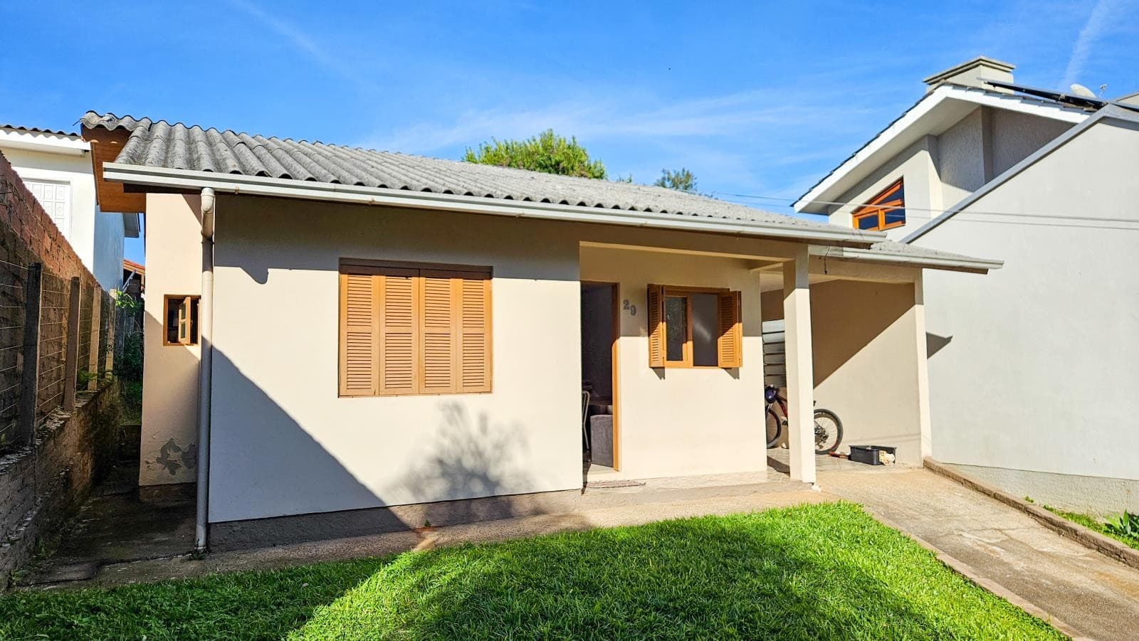 CASA COM 2 DORMITÓRIOS, 1 VAGA, 70M² ÁREA PRIVATIVA À VENDA EM BOM JARDIM - Imagem 2