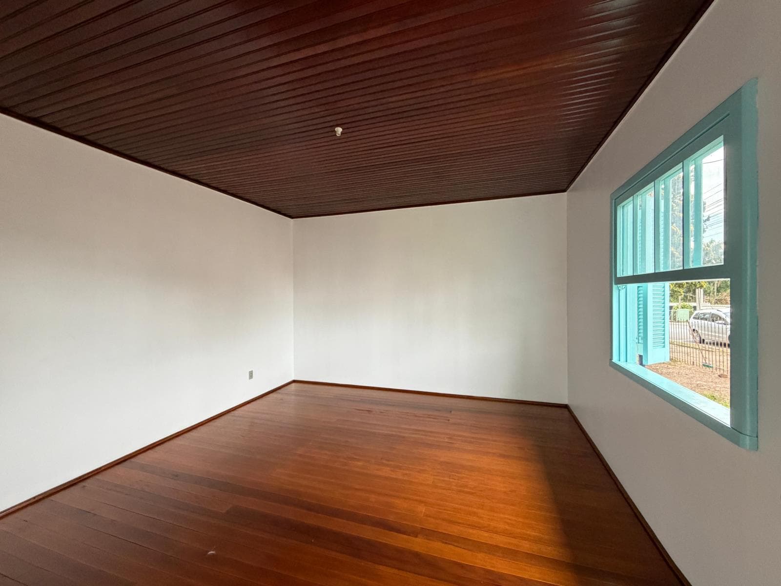 CASA, 1489M² ÁREA TOTAL À LOCAÇÃO EM VISTA ALEGRE - Imagem 2