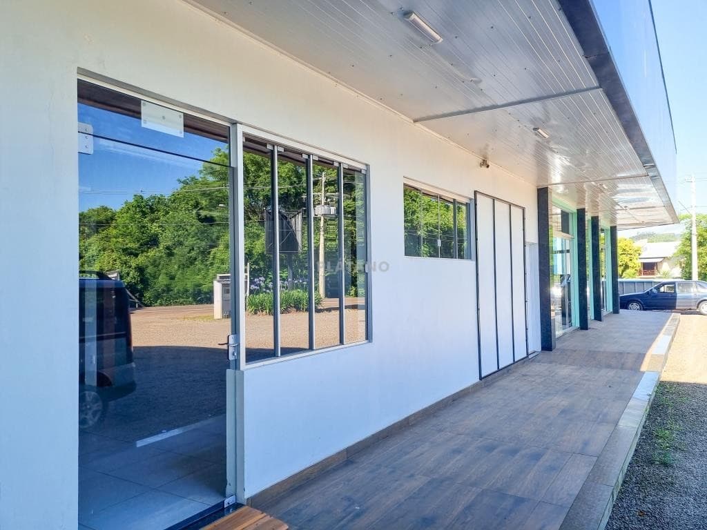 Loja / Sala para Locação no Nova Vila em Presidente Lucena - Imagem 1