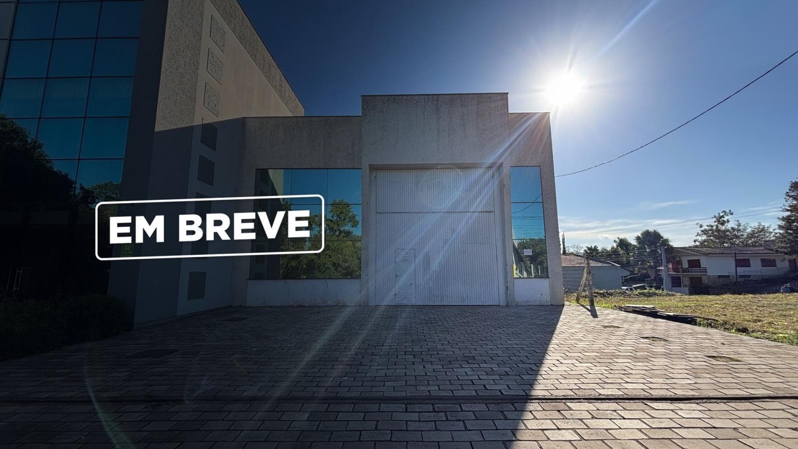 PAVILHÃO / PRÉDIO, 350M² ÁREA PRIVATIVA para locação EM VINTE E CINCO DE JULHO - foto 1