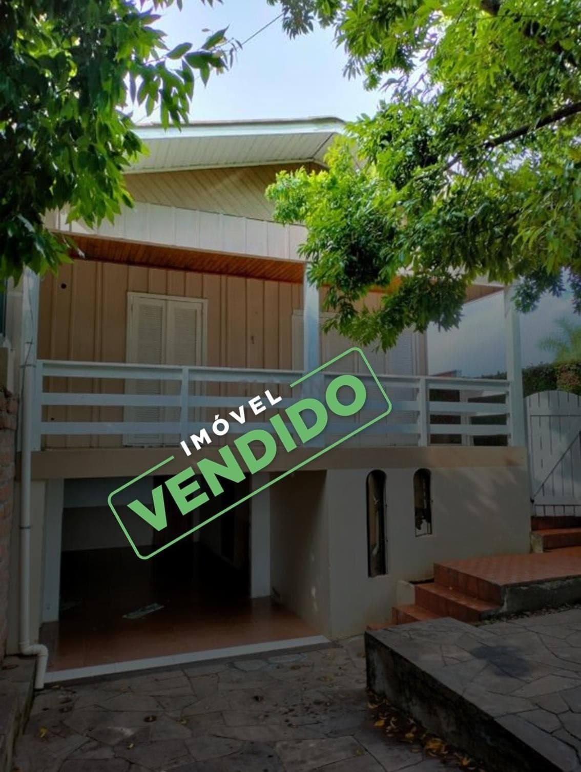 CASA COM 3 DORMITÓRIOS, 1 VAGA, 225M² ÁREA TOTAL À VENDA E LOCAÇÃO EM VINTE E CINCO DE JULHO - Imagem 1