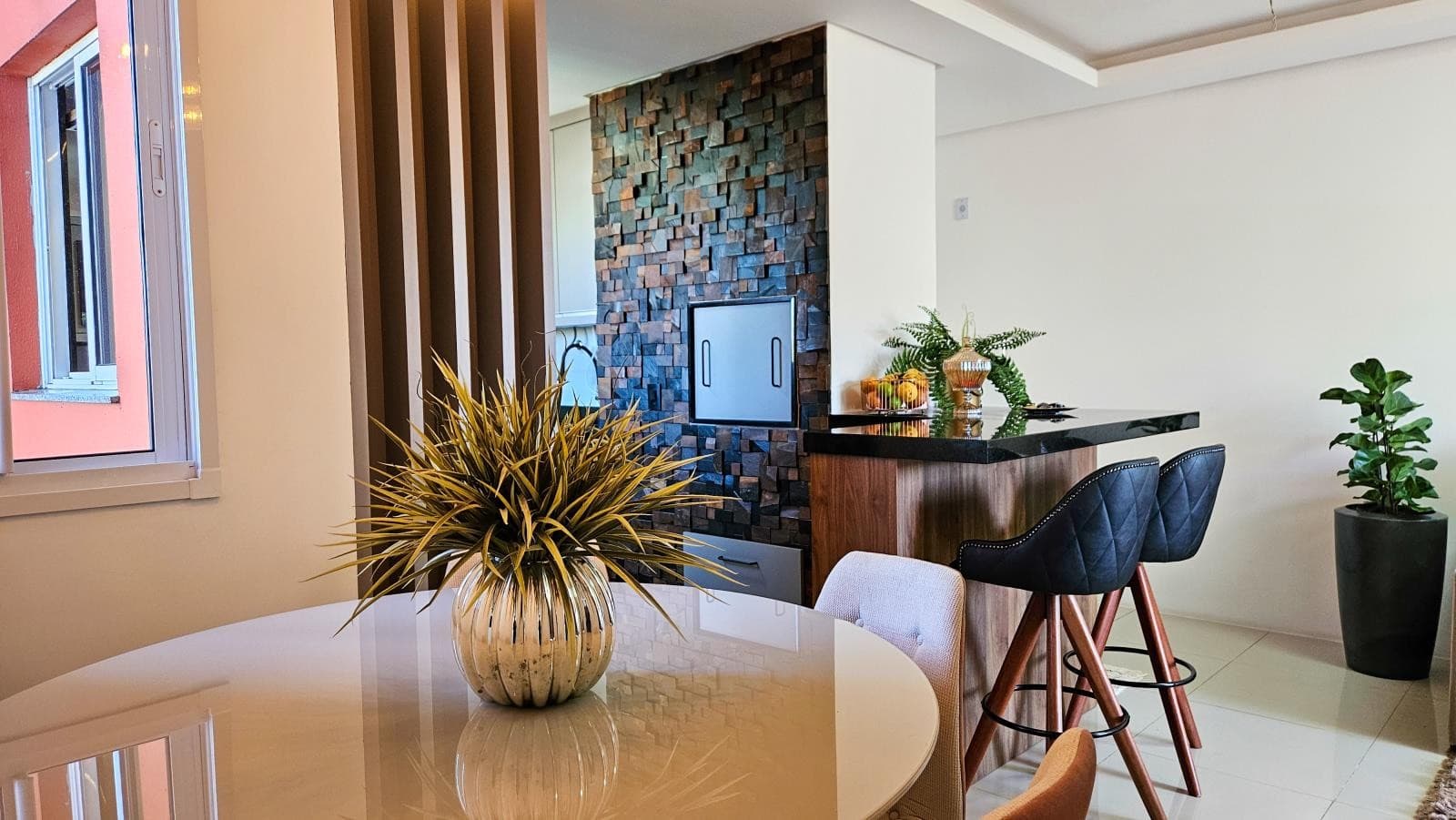 APARTAMENTO COM 2 DORMITÓRIOS (1 SUÍTE), 1 VAGA, 72M² ÁREA PRIVATIVA À VENDA EM BOM JARDIM - Imagem 4