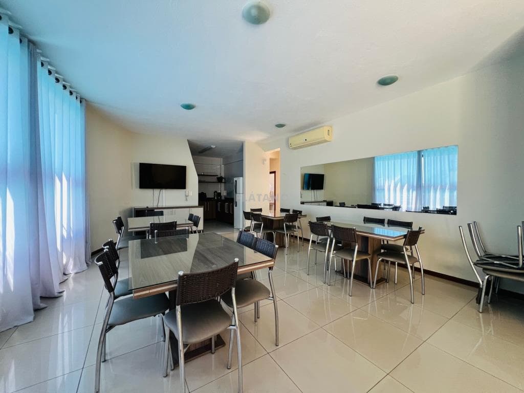 APARTAMENTO COM 3 DORMITÓRIOS, 2 VAGAS, 175M² ÁREA PRIVATIVA À VENDA E LOCAÇÃO EM CENTRO - Imagem 4