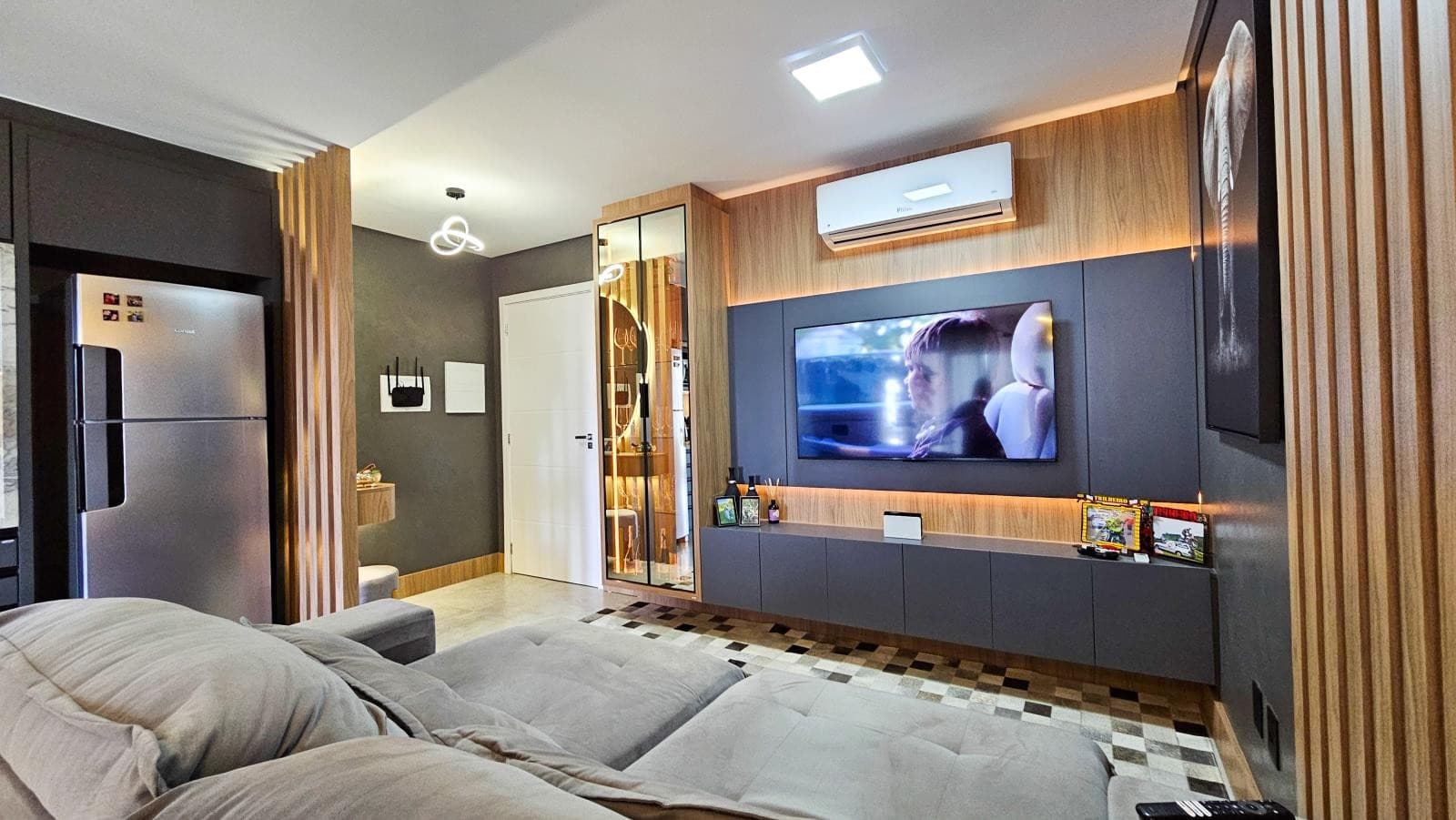 APARTAMENTO COM 2 DORMITÓRIOS (1 SUÍTE), 1 VAGA, 87M² ÁREA PRIVATIVA À VENDA EM VISTA ALEGRE - Imagem 5