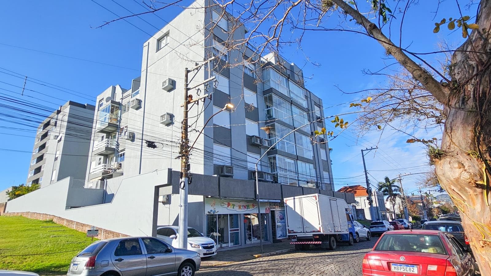 APARTAMENTO COM 2 DORMITÓRIOS, 1 VAGA, 75M² ÁREA PRIVATIVA À VENDA EM CENTRO - Imagem 1