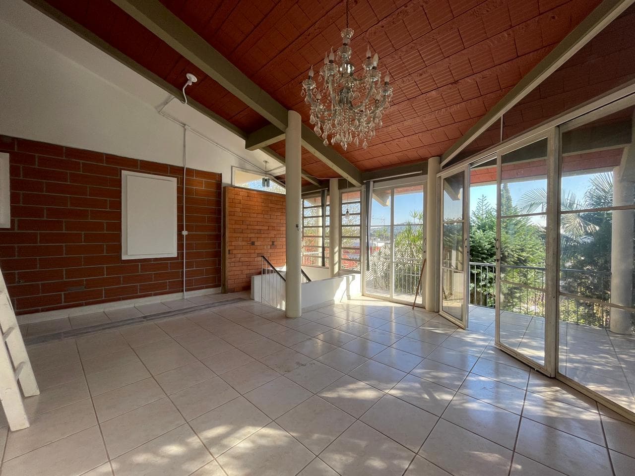 APARTAMENTO COM 2 DORMITÓRIOS, 1 VAGA À LOCAÇÃO - Imagem 2