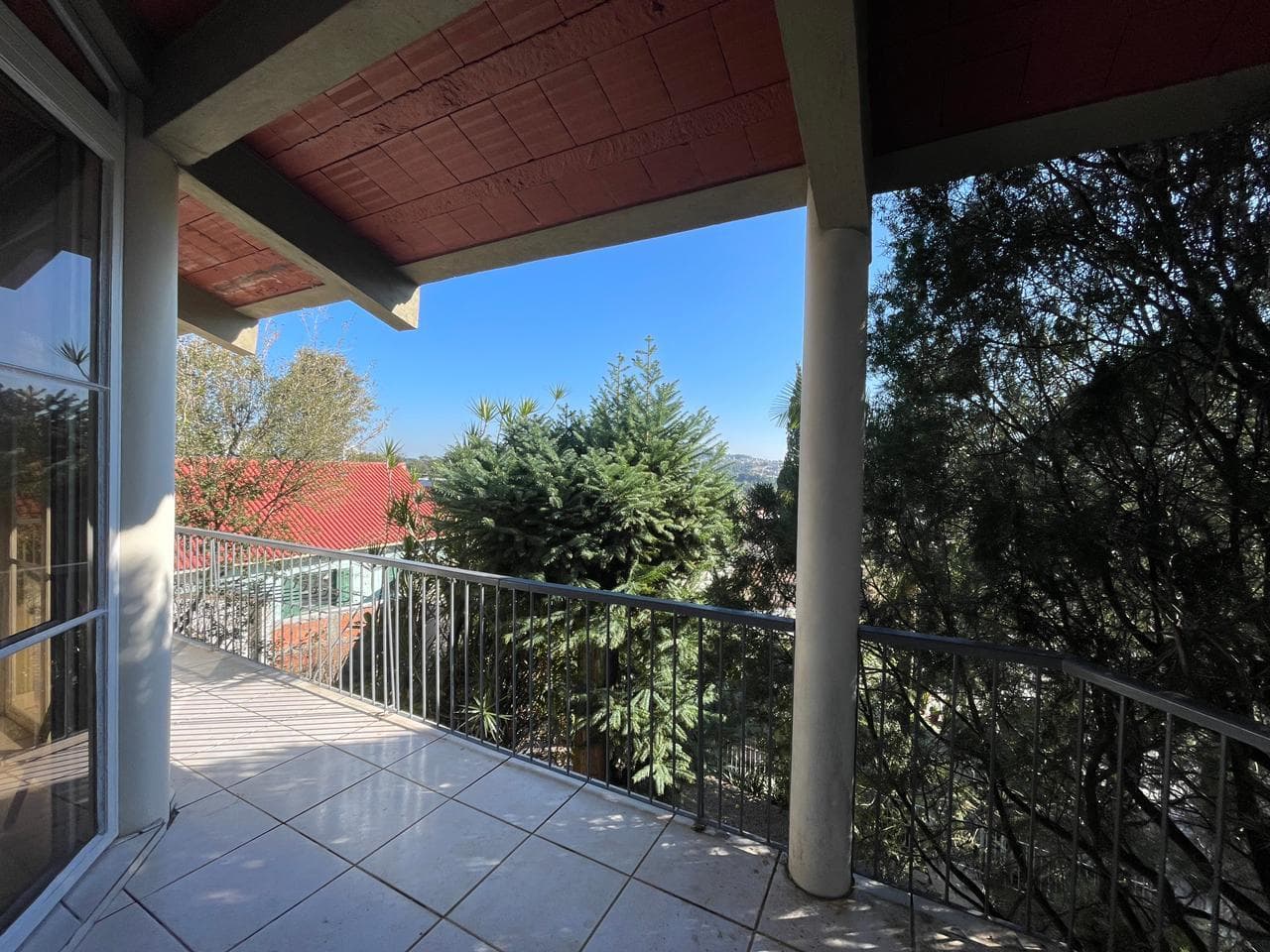 APARTAMENTO COM 2 DORMITÓRIOS, 1 VAGA À LOCAÇÃO - Imagem 3