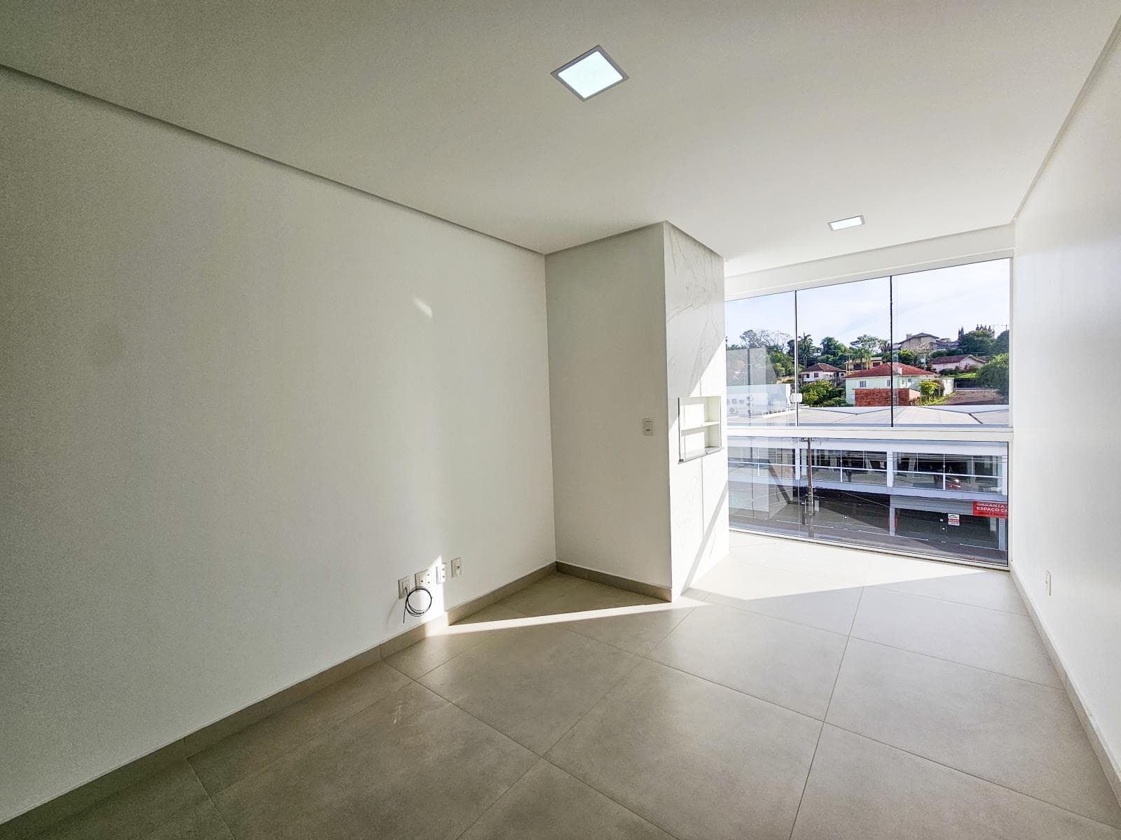 APARTAMENTO COM 2 DORMITÓRIOS (1 SUÍTE), 1 VAGA, 86M² ÁREA TOTAL À LOCAÇÃO EM CONCÓRDIA - Imagem 5