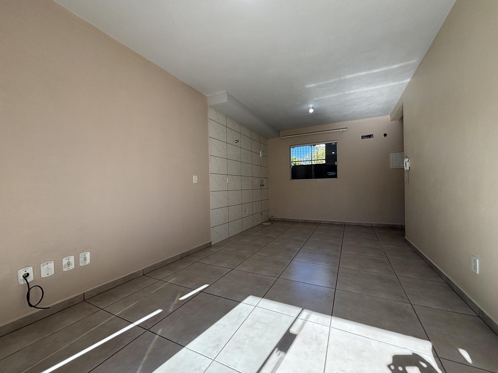 APARTAMENTO COM 1 DORMITÓRIO, 1 VAGA À LOCAÇÃO - Imagem 4