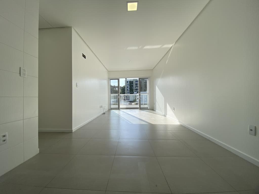 APARTAMENTO COM 3 DORMITÓRIOS, 2 VAGAS, 101M² ÁREA TOTAL À LOCAÇÃO - Imagem 3