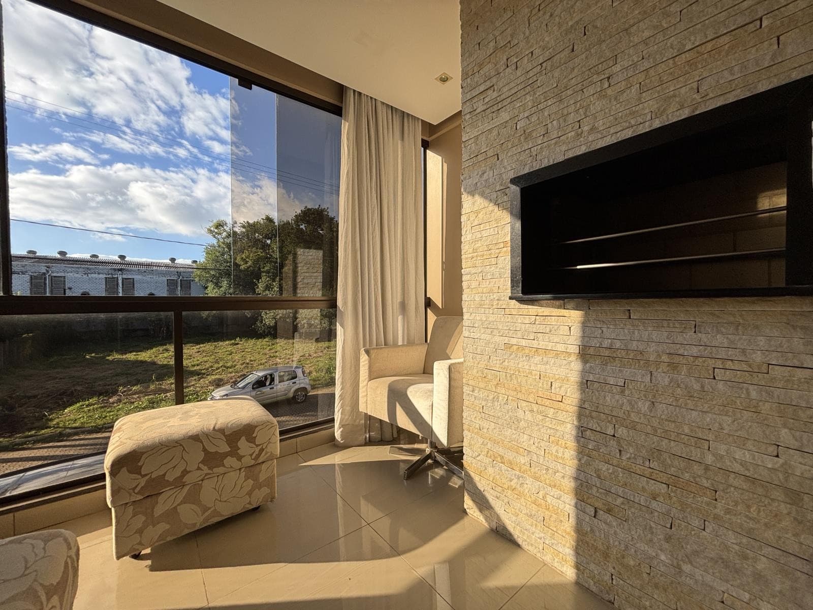 APARTAMENTO COM 2 DORMITÓRIOS, 1 VAGA, 93M² ÁREA TOTAL À VENDA - Imagem 2