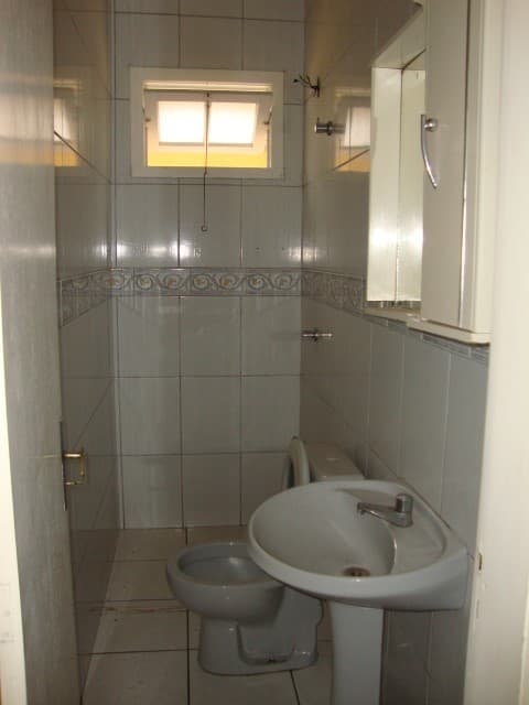 CASA COM 3 DORMITÓRIOS, 1 VAGA, 187M² ÁREA TOTAL para venda EM CENTRO - foto 3