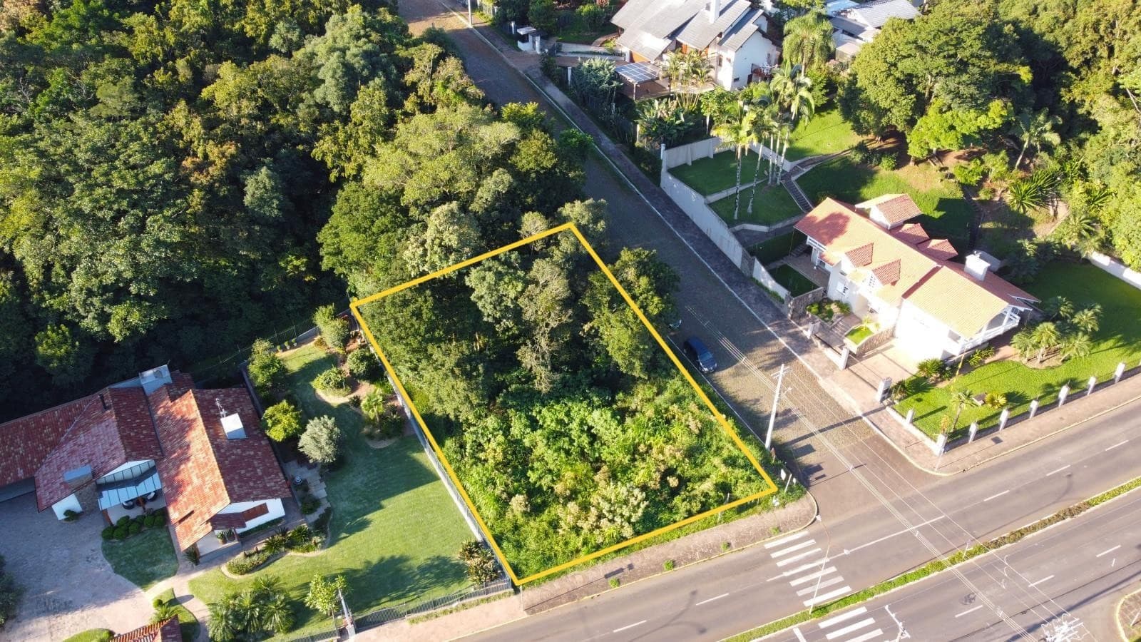 TERRENO, 930M² ÁREA TOTAL para venda EM CIDADE NOVA - foto 2