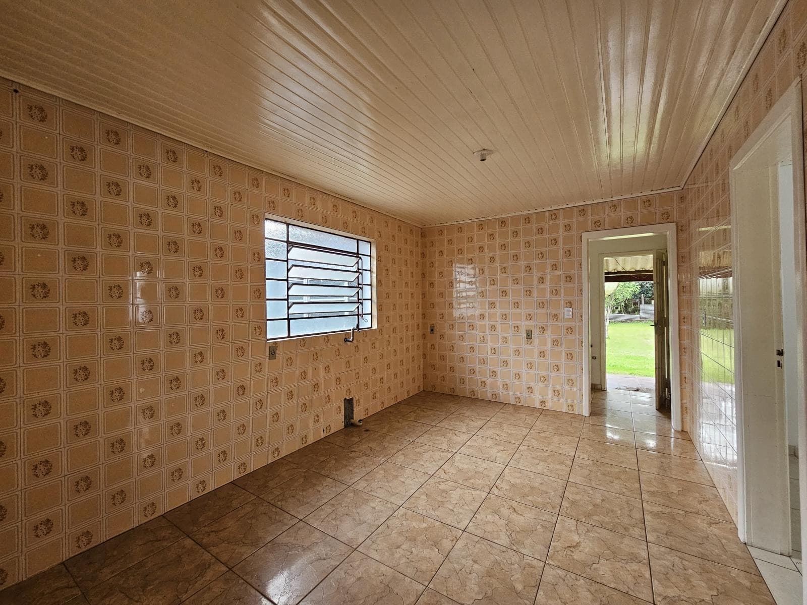 CASA COM 3 DORMITÓRIOS, 1 VAGA, 105M² ÁREA TOTAL para venda EM VINTE E CINCO DE JULHO - foto 3