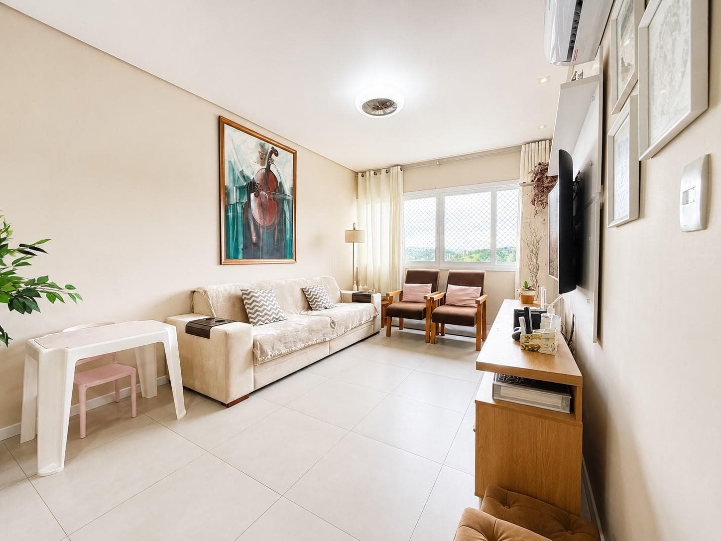 APARTAMENTO COM 3 DORMITÓRIOS, 2 VAGAS, 94M² ÁREA PRIVATIVA para venda EM CENTRO - foto 2