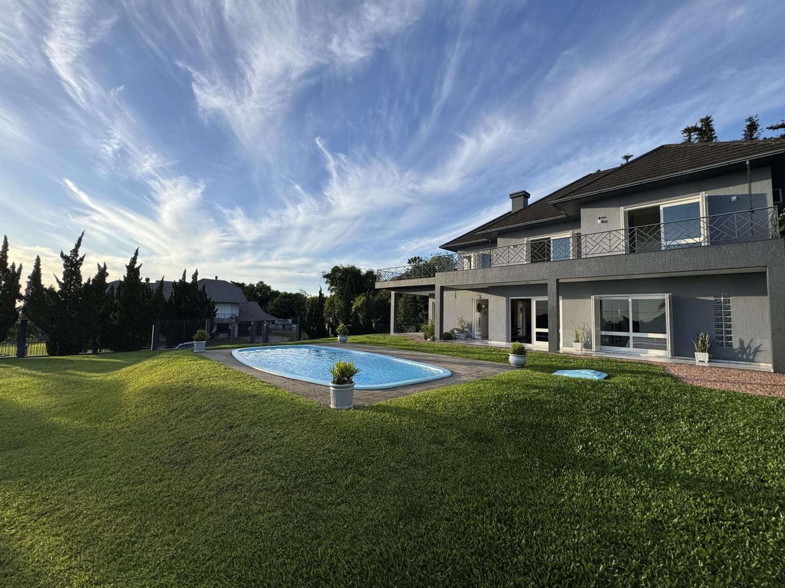 CASA COM 4 DORMITÓRIOS (2 SUÍTES), 3 VAGAS, 492M² ÁREA PRIVATIVA para venda EM CIDADE NOVA - foto 3