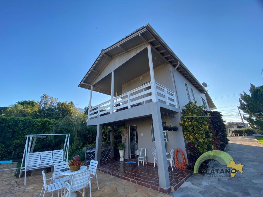 CASA COM 4 DORMITÓRIOS, 2 VAGAS, 420M² ÁREA PRIVATIVA para venda EM CONCÓRDIA - foto 2
