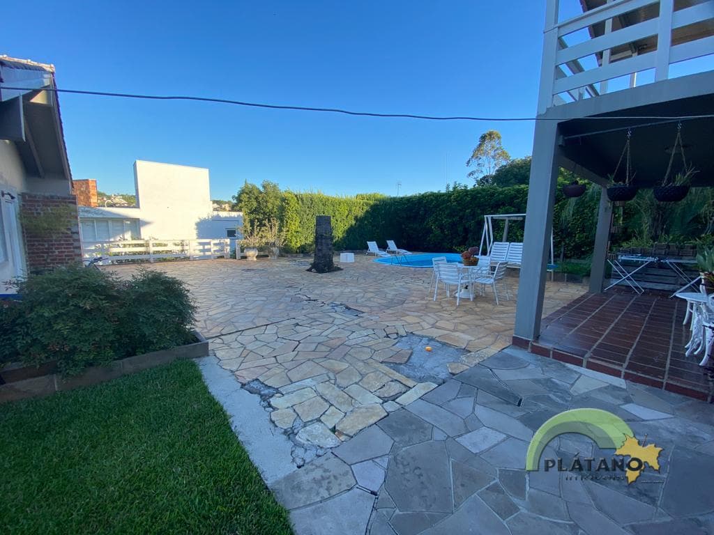 CASA COM 4 DORMITÓRIOS, 2 VAGAS, 420M² ÁREA PRIVATIVA para venda EM CONCÓRDIA - foto 3
