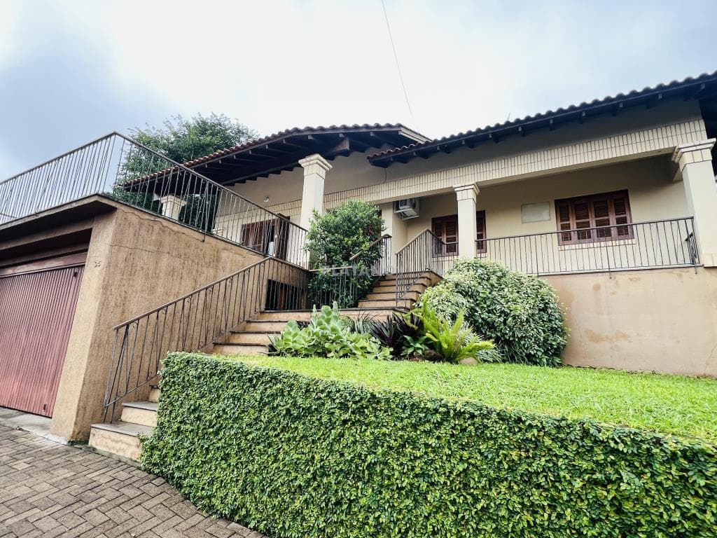 CASA COM 3 DORMITÓRIOS, 2 VAGAS, 318M² ÁREA PRIVATIVA para venda EM HARMONIA - foto 1