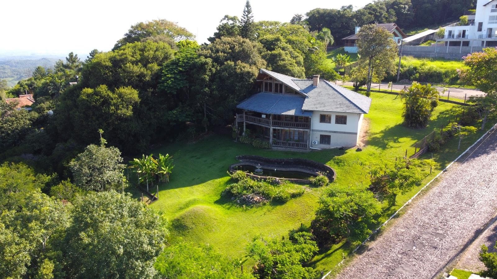 CASA COM 3 DORMITÓRIOS, 3 VAGAS, 425M² ÁREA PRIVATIVA para venda EM JARDIM PANORÂMICO - foto 1