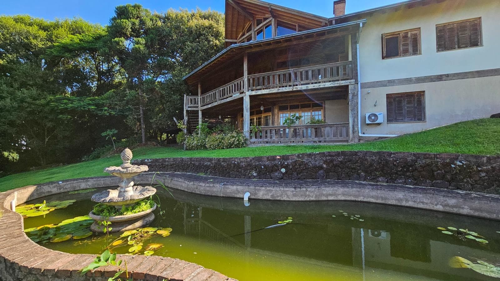 CASA COM 3 DORMITÓRIOS, 3 VAGAS, 425M² ÁREA PRIVATIVA para venda EM JARDIM PANORÂMICO - foto 3