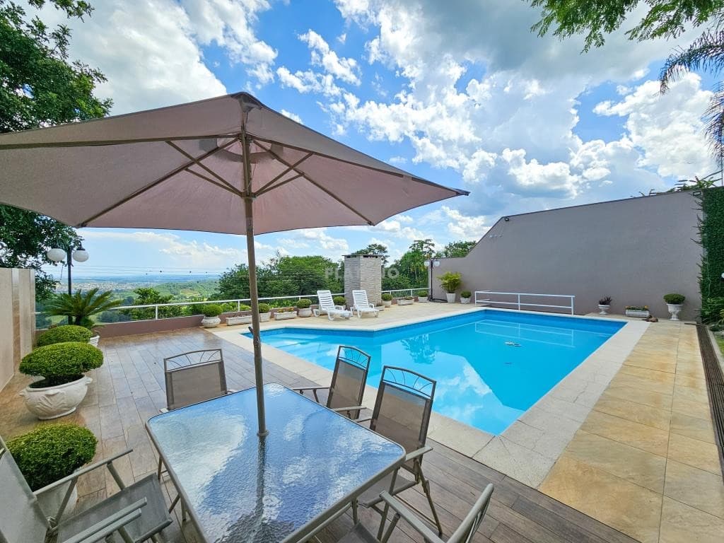 CASA COM 3 DORMITÓRIOS, 2 VAGAS, 315M² ÁREA PRIVATIVA para venda EM JARDIM PANORÂMICO - foto 2
