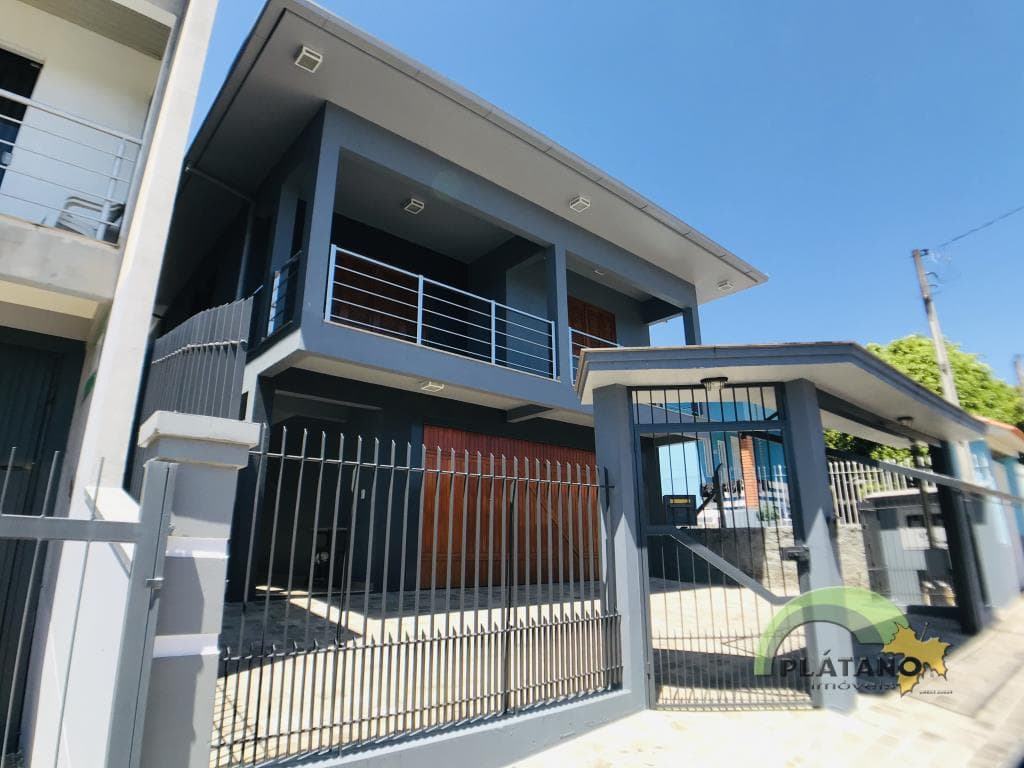CASA COM 4 DORMITÓRIOS, 2 VAGAS, 265M² ÁREA PRIVATIVA para venda EM MORADA DO SOL - foto 1