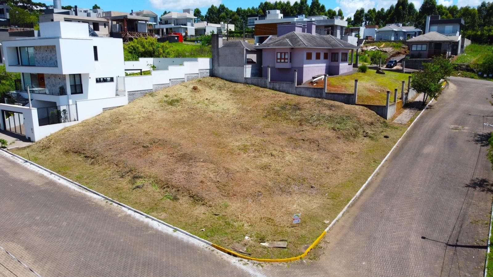TERRENO, 823M² ÁREA PRIVATIVA para venda EM JARDIM PANORÂMICO - foto 1