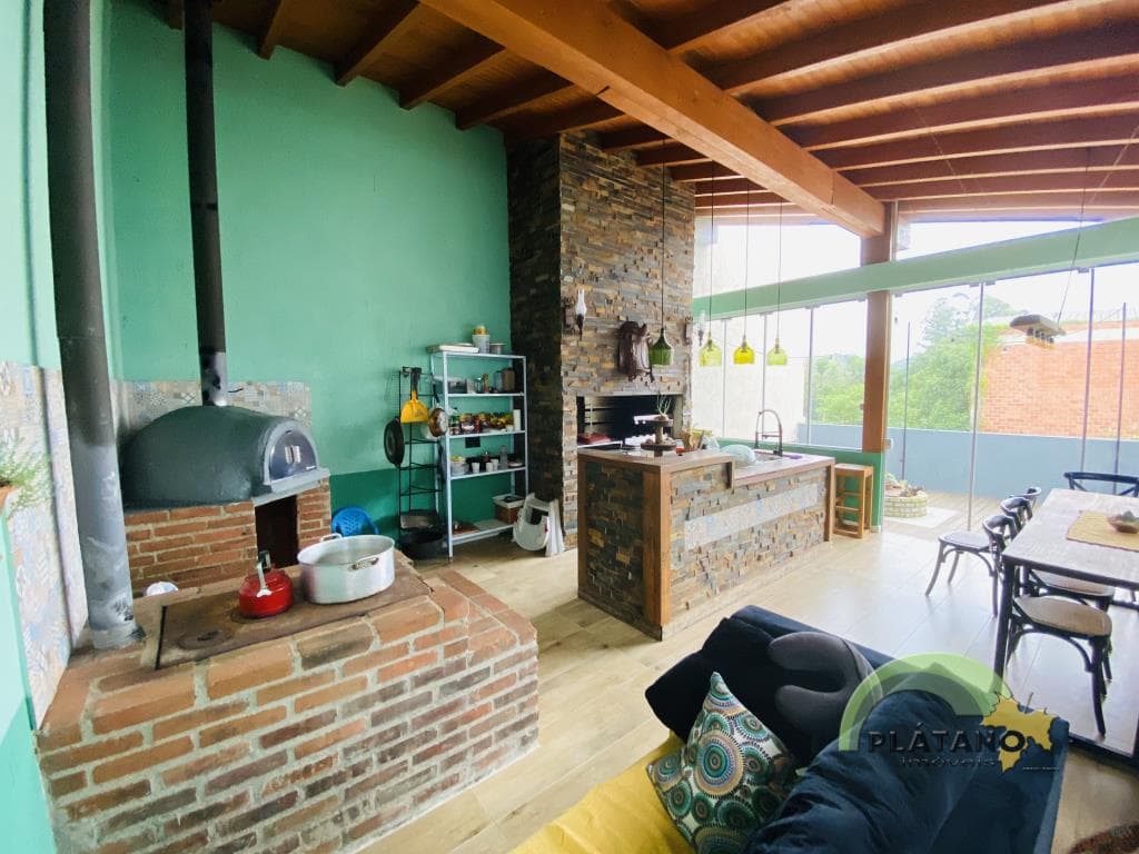 CASA COM 3 DORMITÓRIOS, 131M² ÁREA PRIVATIVA para venda EM VISTA ALEGRE - foto 2