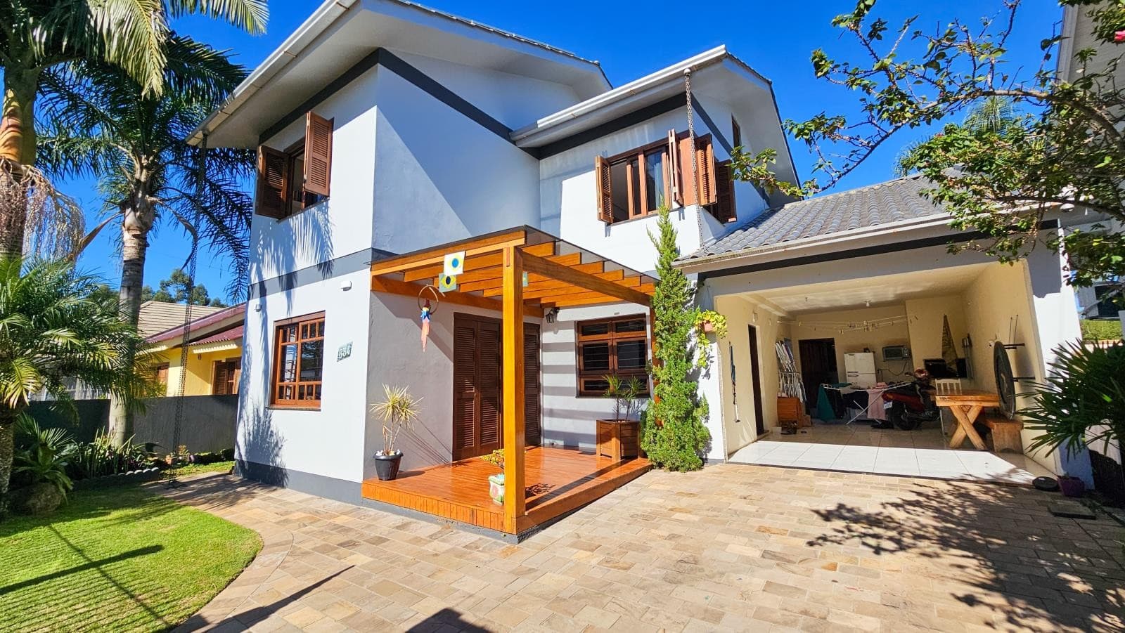 CASA COM 4 DORMITÓRIOS (1 SUÍTE), 2 VAGAS, 174M² ÁREA PRIVATIVA para venda EM CONCÓRDIA - foto 1