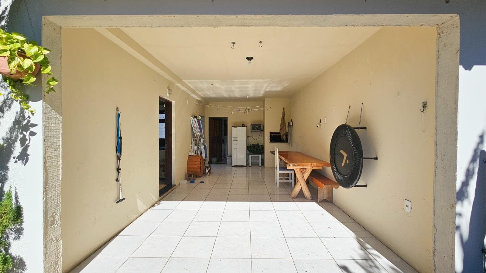 CASA COM 4 DORMITÓRIOS (1 SUÍTE), 2 VAGAS, 174M² ÁREA PRIVATIVA para venda EM CONCÓRDIA - foto 3