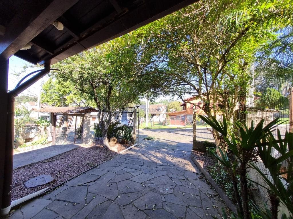 CASA COM 3 DORMITÓRIOS, 1 VAGA, 210M² ÁREA PRIVATIVA para venda EM HARMONIA - foto 2