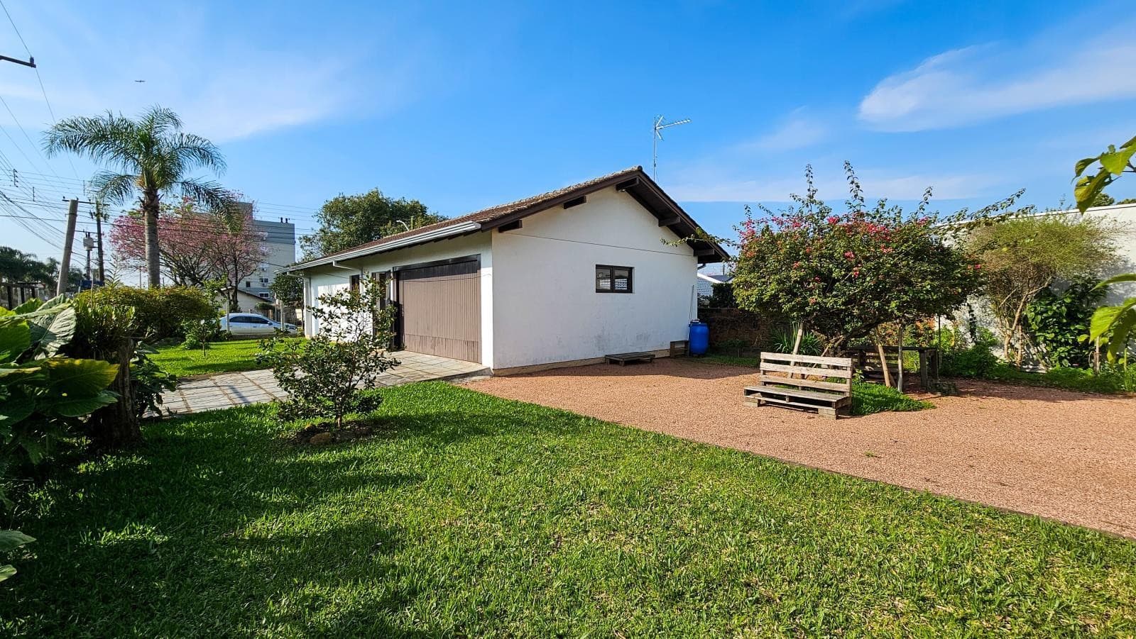 CASA COM 3 DORMITÓRIOS, 2 VAGAS, 108M² ÁREA PRIVATIVA para venda EM JARDIM PANORÂMICO - foto 3