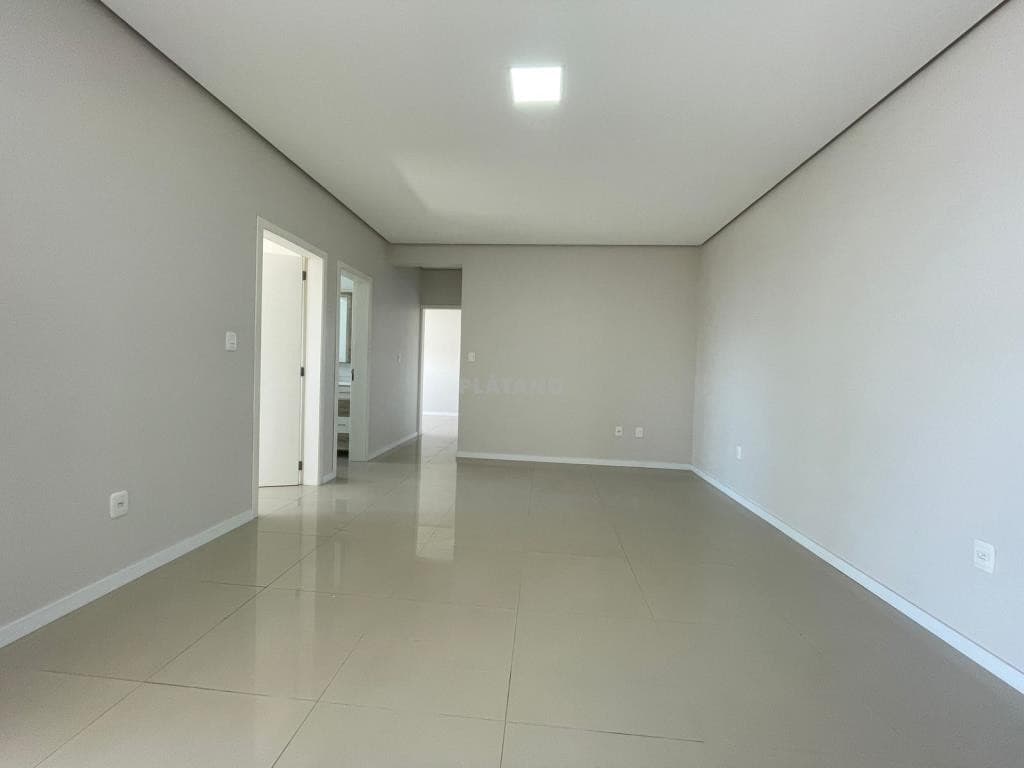 APARTAMENTO COM 3 DORMITÓRIOS, 2 VAGAS, 105M² ÁREA PRIVATIVA para venda EM FARROUPILHA - foto 2