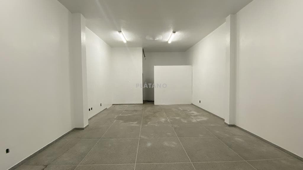 LOJA / SALA, 88M² ÁREA PRIVATIVA para locação EM CENTRO - foto 3