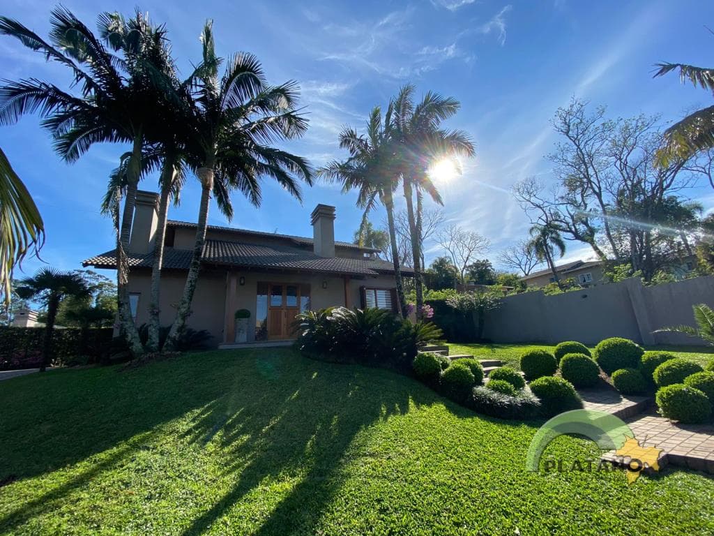 CASA COM 3 DORMITÓRIOS, 2 VAGAS, 280M² ÁREA PRIVATIVA para venda EM JARDIM DO ALTO - foto 1