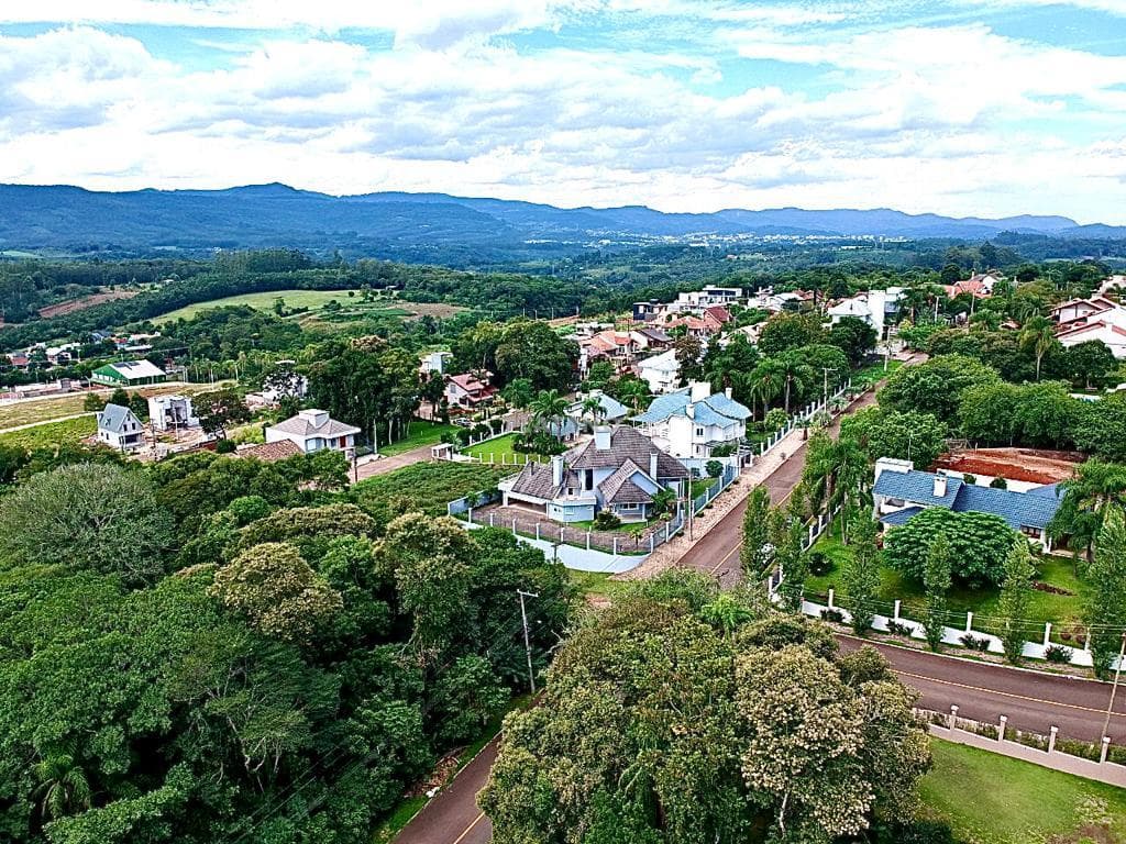 CASA COM 5 DORMITÓRIOS, 3 VAGAS, 370M² ÁREA PRIVATIVA para venda EM JARDIM DO ALTO - foto 2