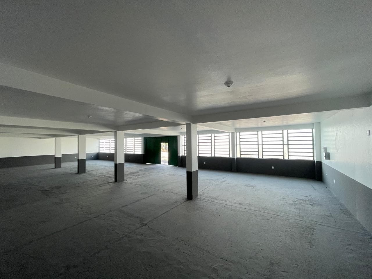 PAVILHÃO / PRÉDIO, 320M² ÁREA TOTAL para locação EM SETE DE SETEMBRO - foto 2