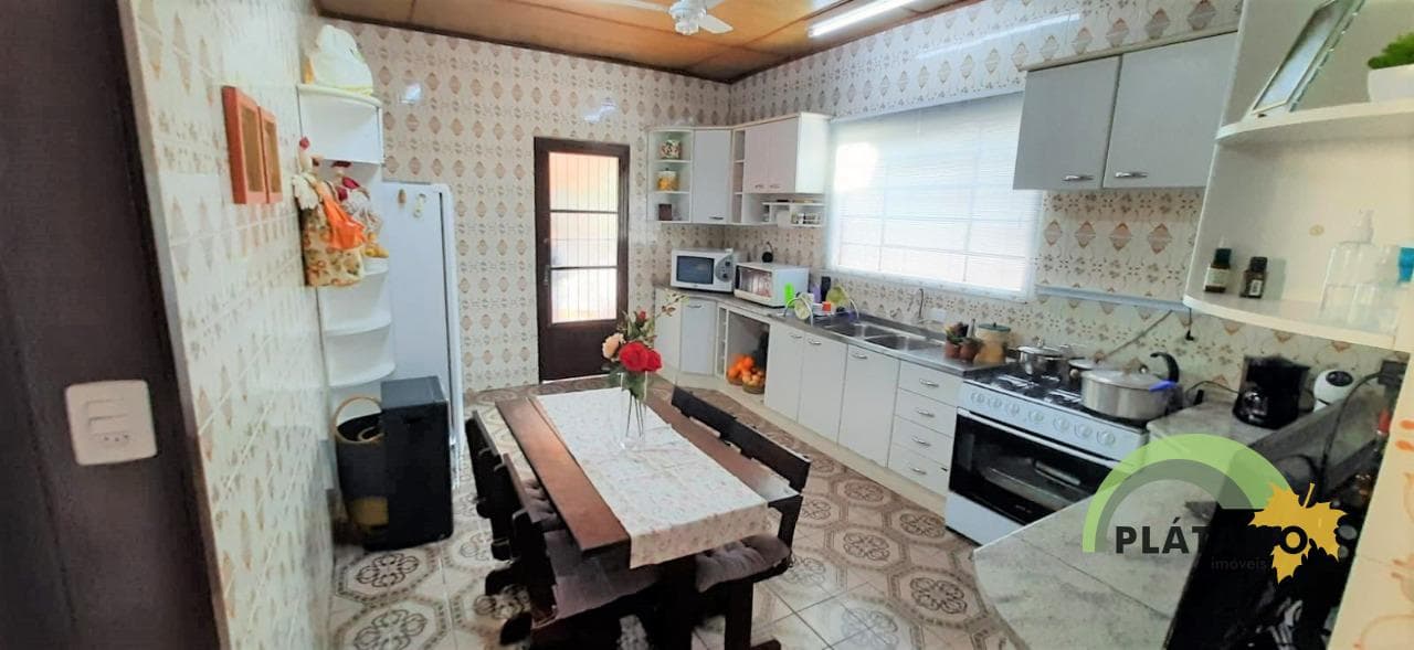 CASA COM 3 DORMITÓRIOS, 230M² ÁREA PRIVATIVA para venda EM VINTE E CINCO DE JULHO - foto 3