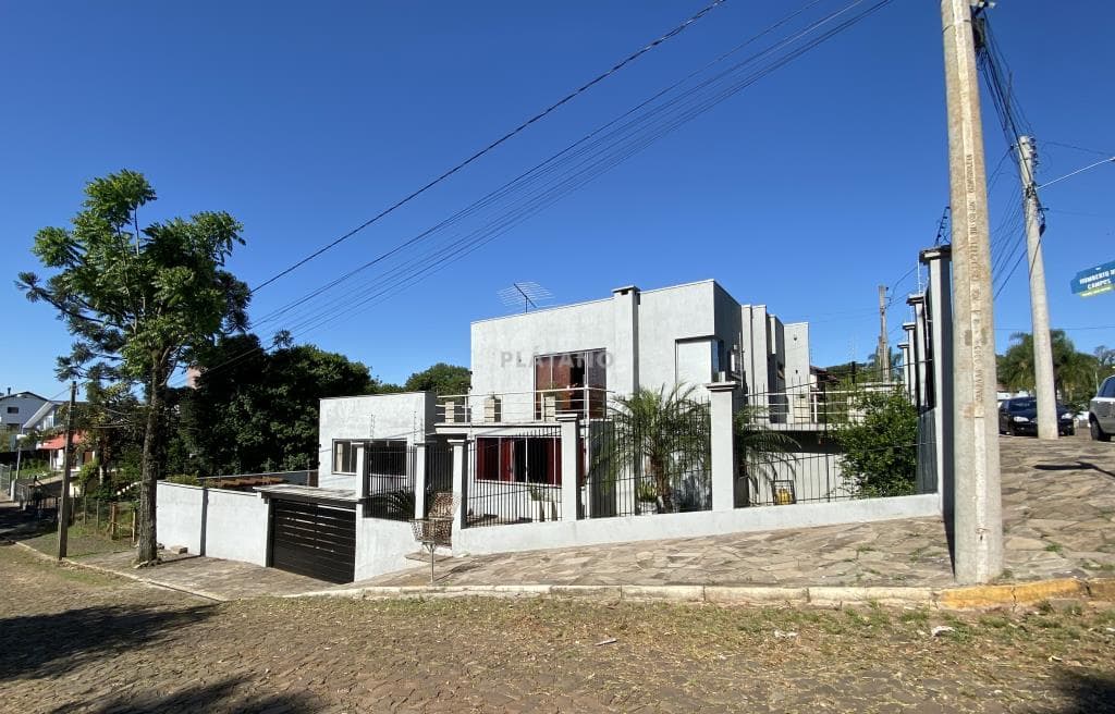 CASA COM 4 DORMITÓRIOS (1 SUÍTE), 2 VAGAS, 264M² ÁREA PRIVATIVA para venda EM BOM JARDIM - foto 3
