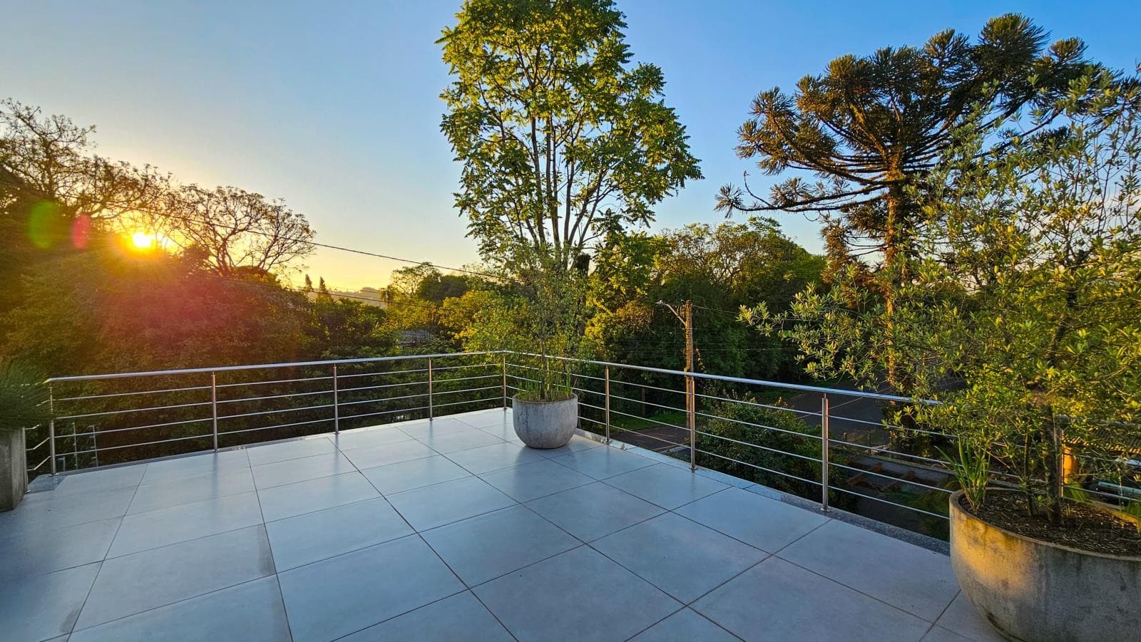 CASA COM 4 DORMITÓRIOS (1 SUÍTE), 2 VAGAS, 264M² ÁREA PRIVATIVA para venda EM BOM JARDIM - foto 3