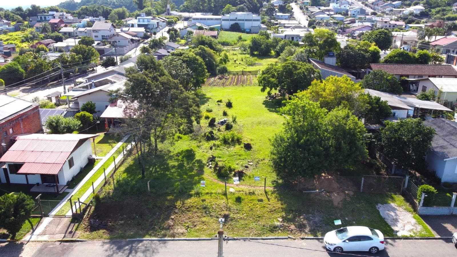 TERRENO, 2057M² ÁREA PRIVATIVA para venda EM JARDIM PANORÂMICO - foto 1