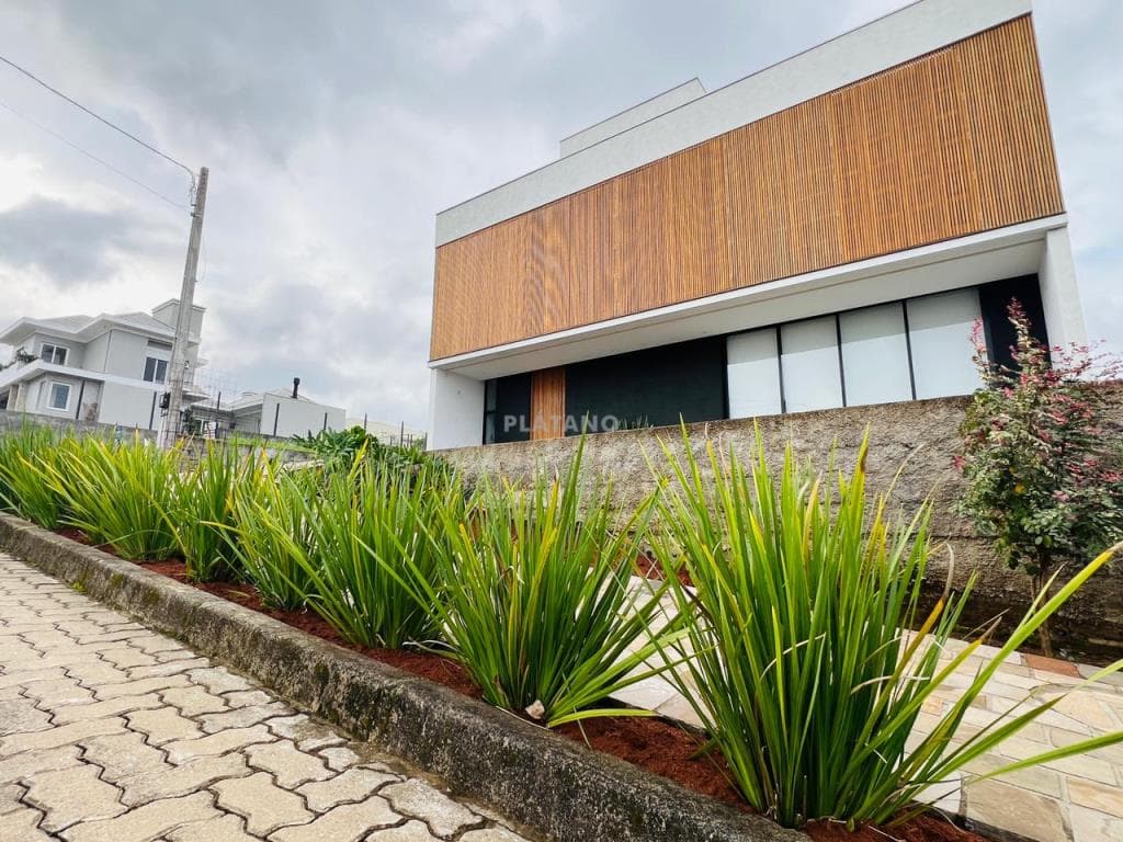 CASA COM 3 DORMITÓRIOS, 200M² ÁREA PRIVATIVA para venda EM JARDIM PANORÂMICO - foto 1