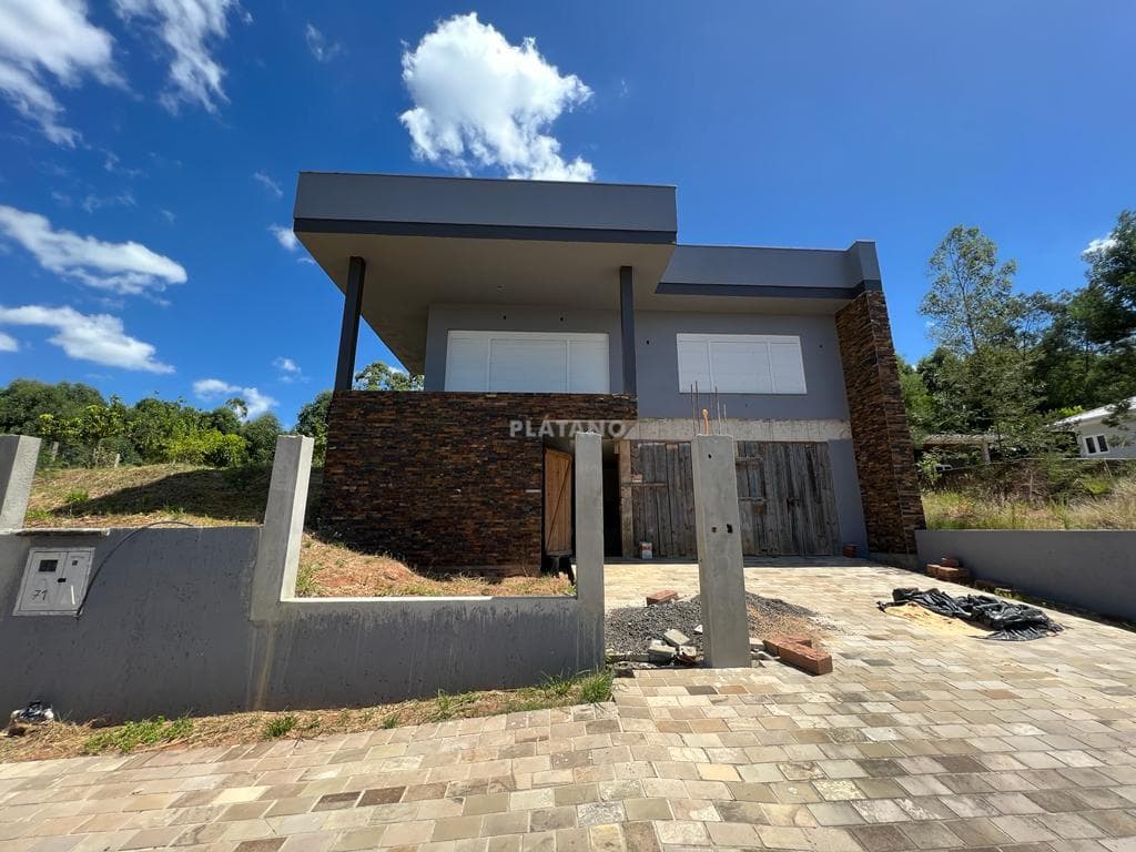 CASA COM 4 DORMITÓRIOS, 2 VAGAS, 256M² ÁREA PRIVATIVA para venda EM JARDIM PANORÂMICO - foto 1